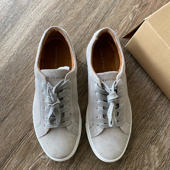New Republic Kurt Gray Suede Sneakers Sz 8.5 - Picture 3 of 6